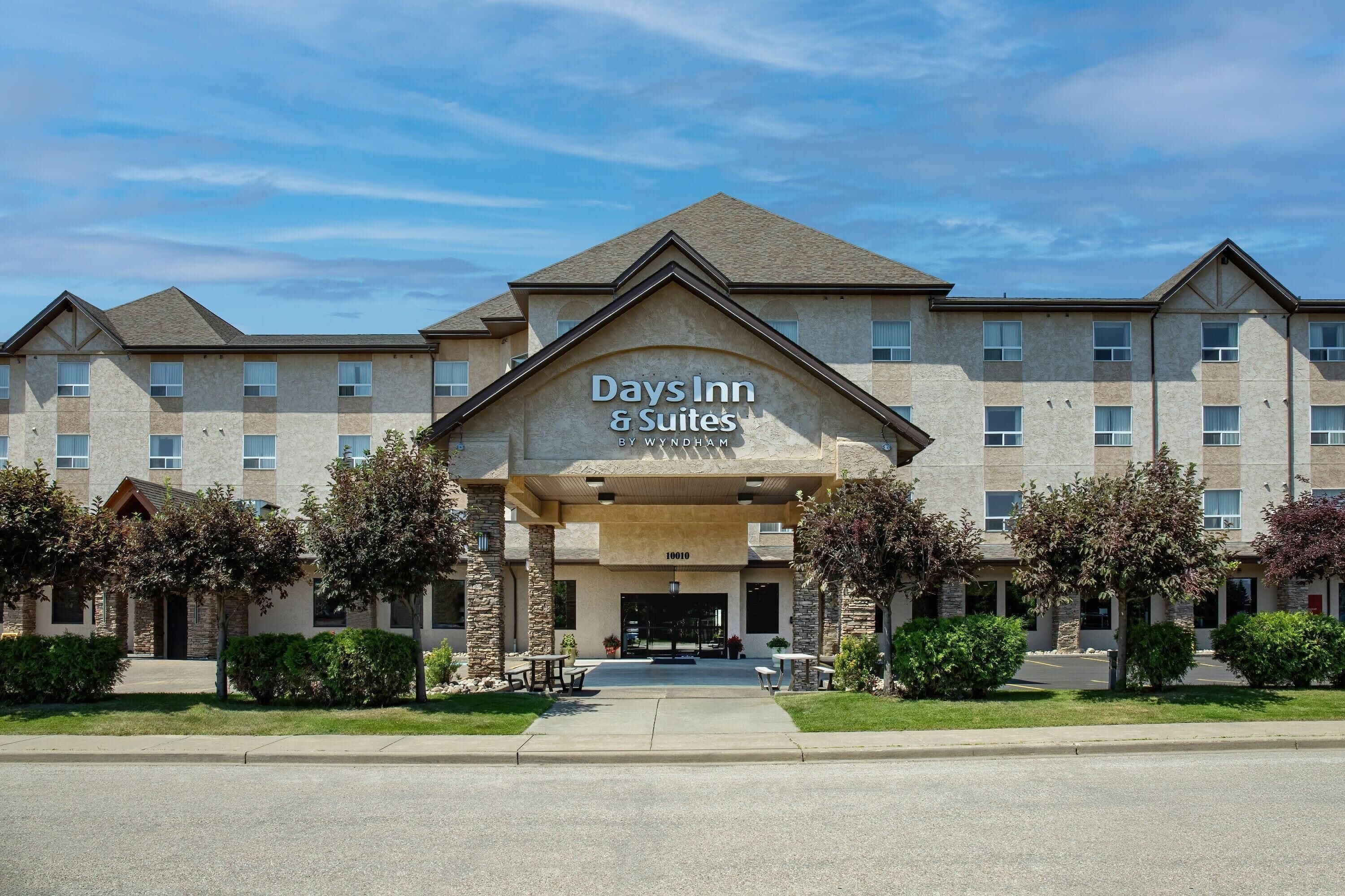 Photo - Days Inn & Suites by Wyndham West Edmonton