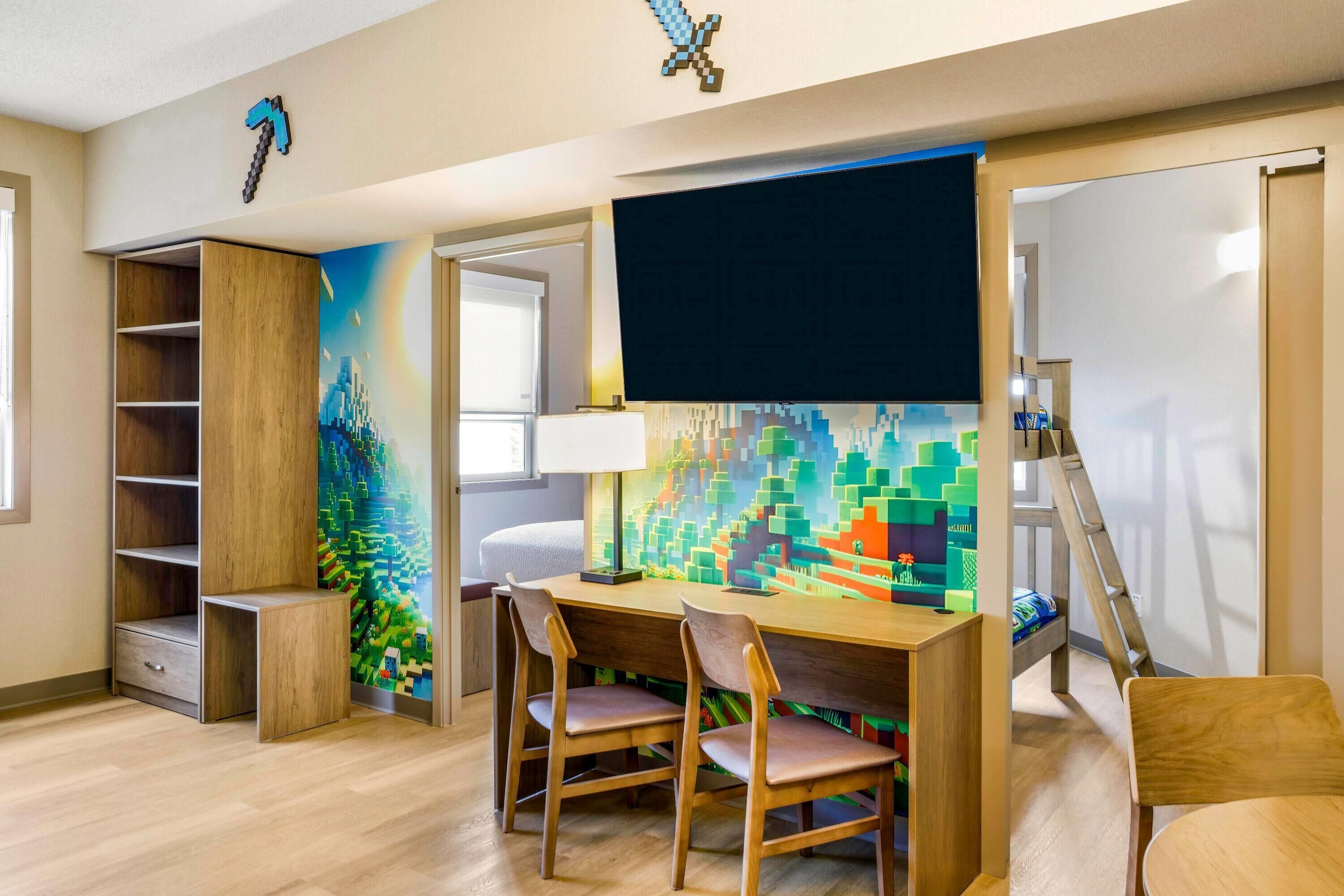 Suite, 1 cama de matrimonio, no fumadores | Escritorio, cortinas opacas, tabla de planchar con plancha