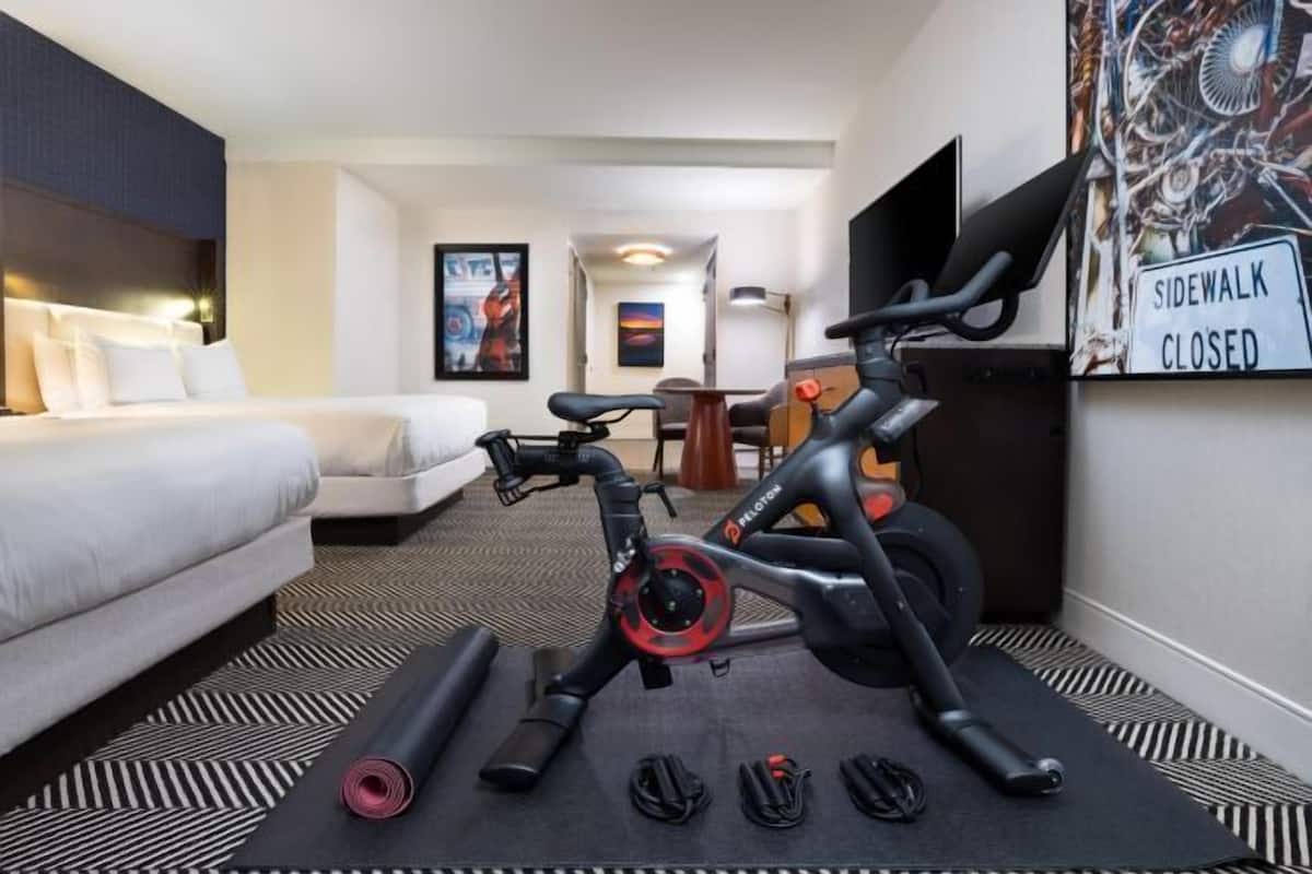 1 bedroom, premium bedding, pillow-top beds, in-room safe