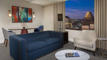 TV a schermo piatto 50 pollici con canali via cavo, TV