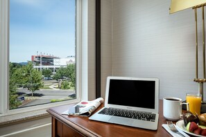 40-inch LCD TV with cable channels, TV, MP3 dock