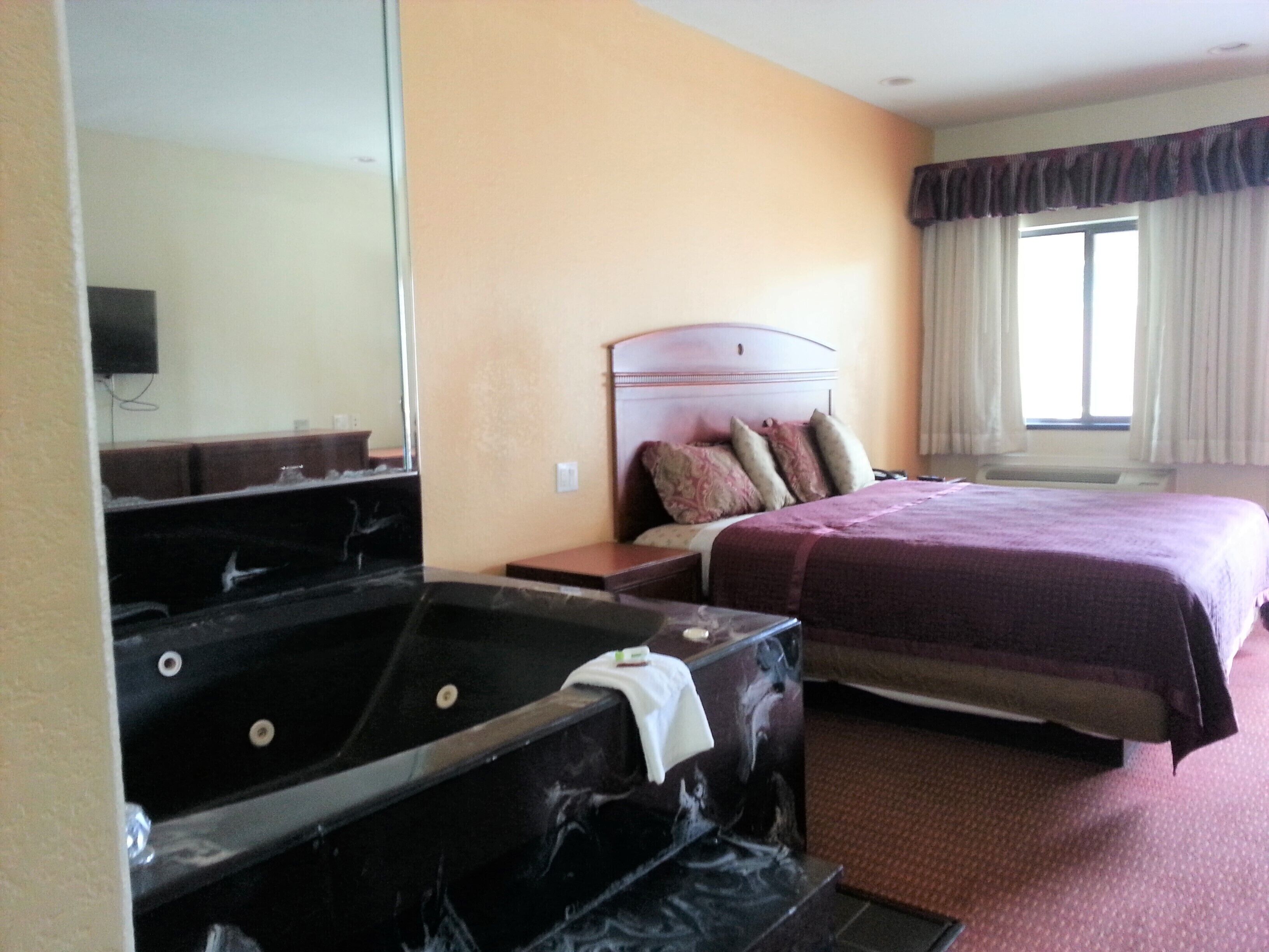 Classic Room | Private spa tub