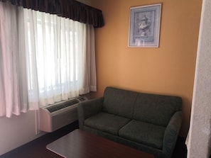 Chambre Simple Standard, non-fumeurs | Bureau, fer et planche à repasser, Wi-Fi gratuit, draps fournis