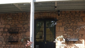 Suite, Private Bathroom (Courtyard) | Exterior - Hotel Léger Restaurant & Saloon (Mokelumne Hill)