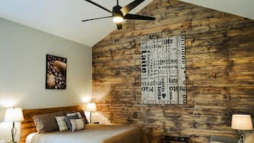 Suite 12 Coffee Cottage | Premium bedding, individually decorated, individually furnished