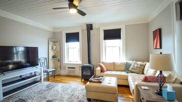 Premium House | Living area