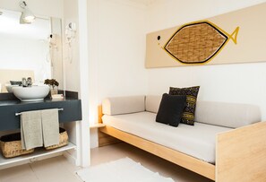 Minibar, in-room safe, desk, free cribs/infant beds
