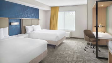 Studio Suite, 2 Queen Beds (Mobility/Hearing Accessible, Tub)