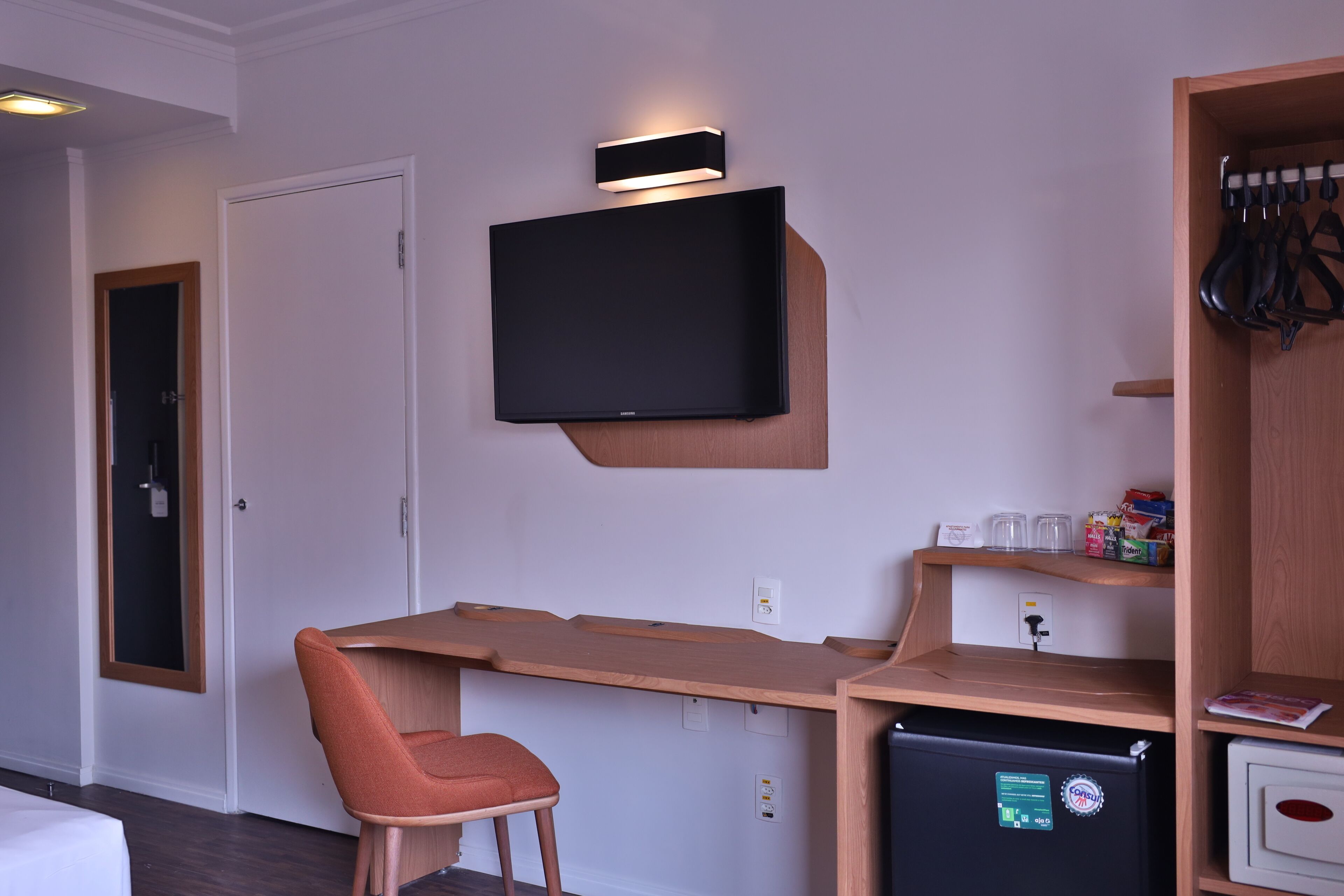 superior twin room | 1 bedroom, minibar, in-room safe, desk
