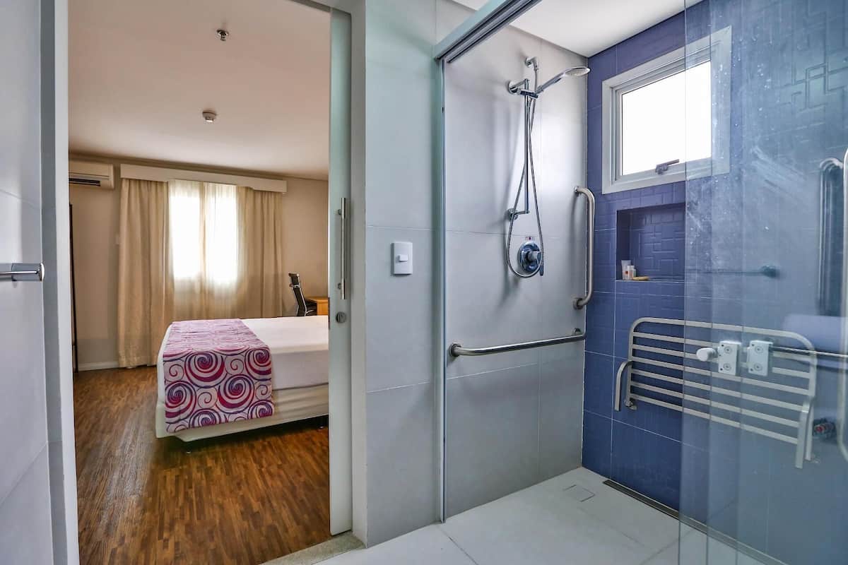 1 bedroom, minibar, in-room safe, desk