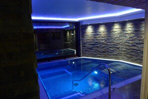 Hammam, salles de massage et de soins