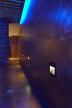 Turkish bath, massage/treatment rooms