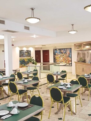 Frokostbuffé er inkludert hver dag