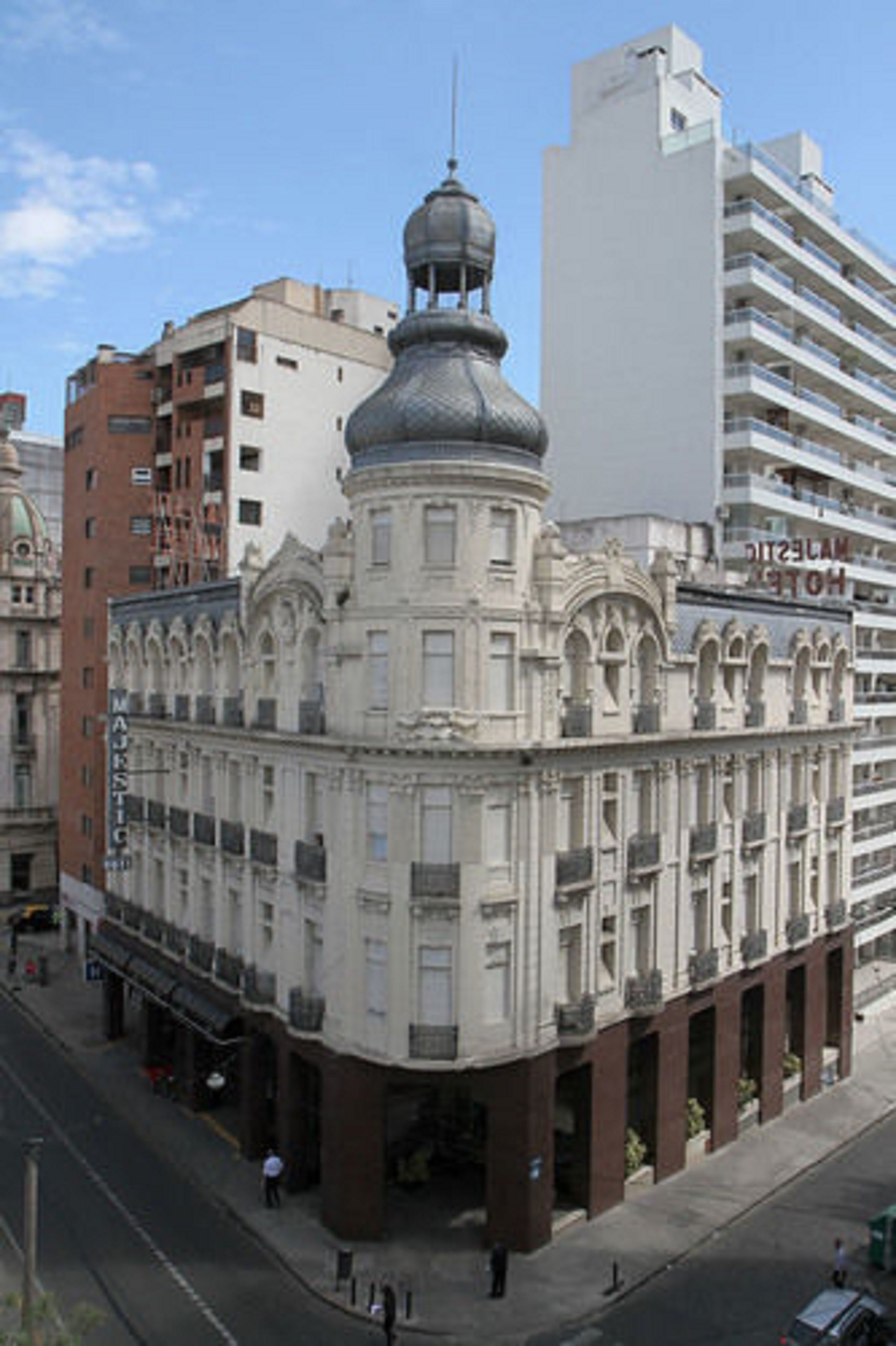 Extérieur