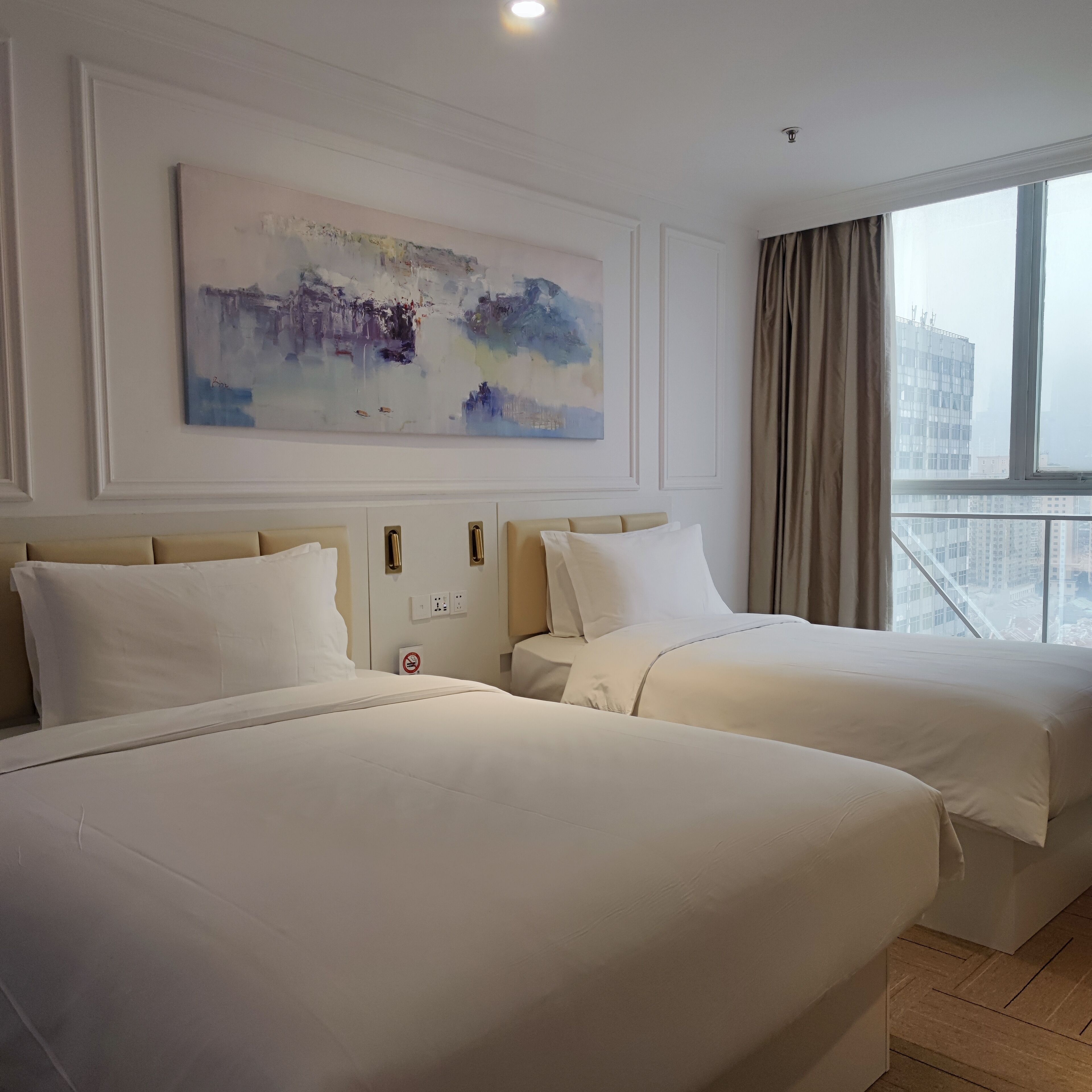 Foto - Magnificent International Hotel