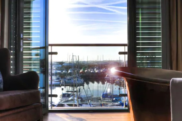 Luxury Double Room, Marina View (Copper Bath) | Deep soaking bathtub