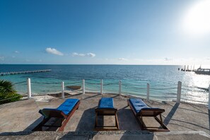 Sun deck