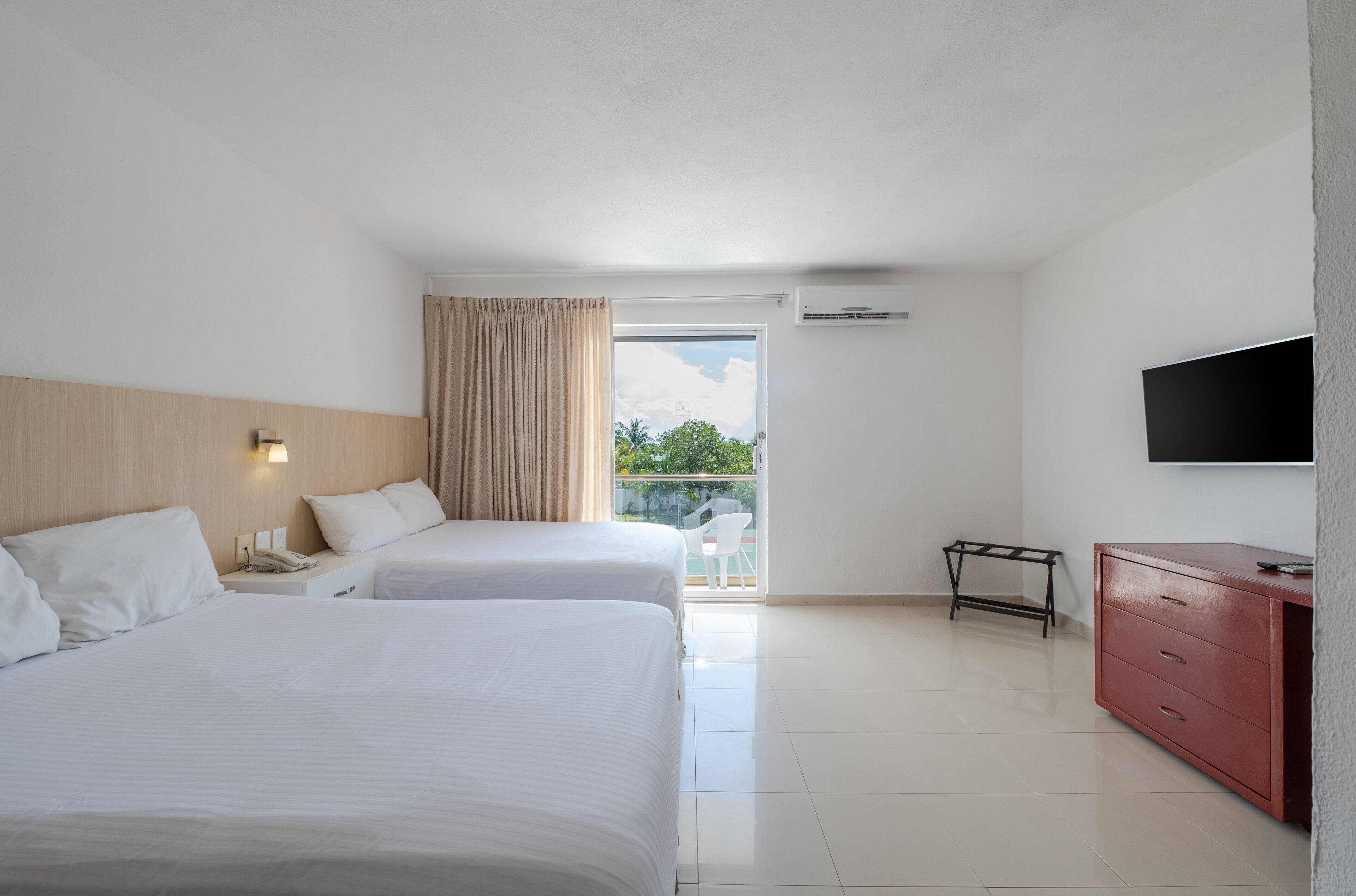 In-room safe, desk, blackout drapes, iron/ironing board (on request)