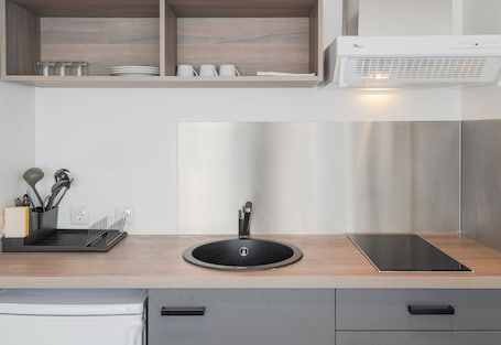 Refrigerador, microondas. Copenhagen Go Hotel