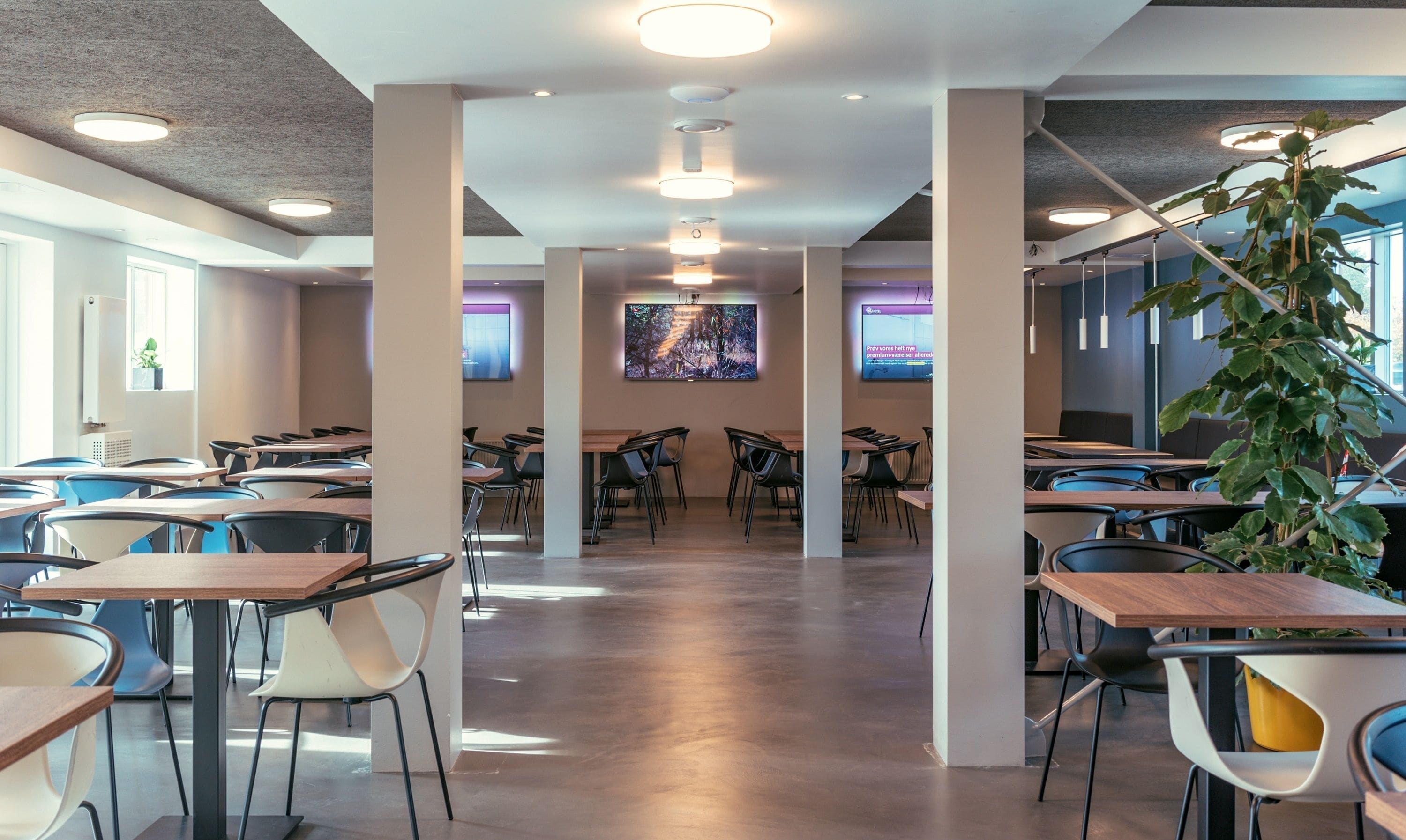 Café da manhã com buffet todos os dias mediante uma taxa