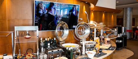 Daily buffet breakfast (EUR 16 per person)