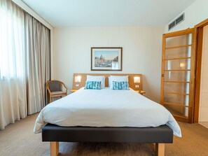 Literie de qualité supérieure, minibar, coffres-forts dans les chambres