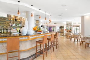Bar (en la propiedad)
