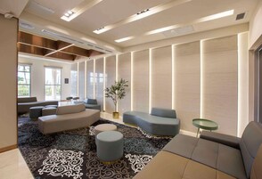 ロビー応接スペース