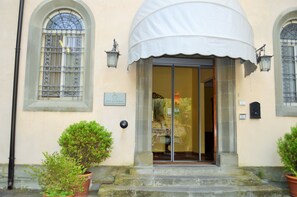 Property entrance - Hotel Oasi Neumann (Cortona)