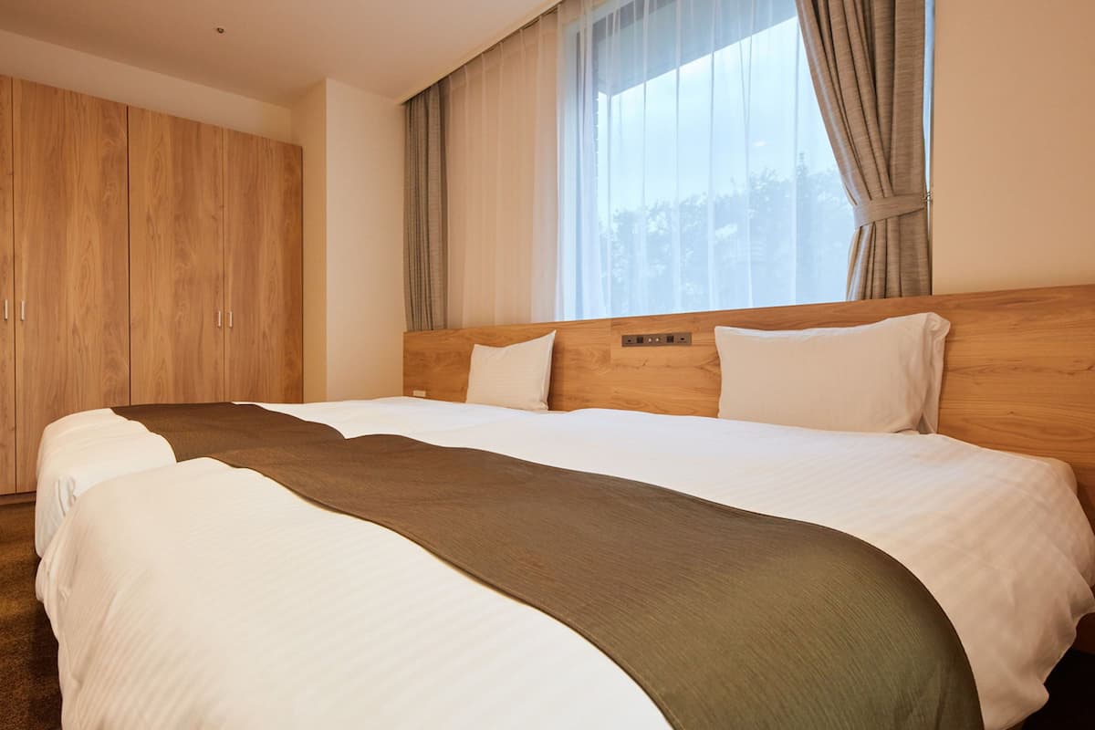 1 bedroom, desk, blackout curtains, free wifi