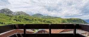 Standard-Studio (for 4/5 people) | Blick auf die Berge
