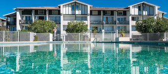 伊巴里兹大溪地酒店