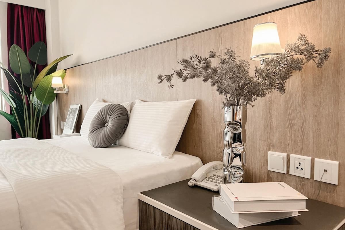 room s | 1 bedroom, desk, blackout curtains, soundproofing