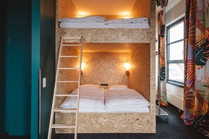 Superior Quadruple Room Band | 1 bedroom, individually decorated, individually furnished, free WiFi