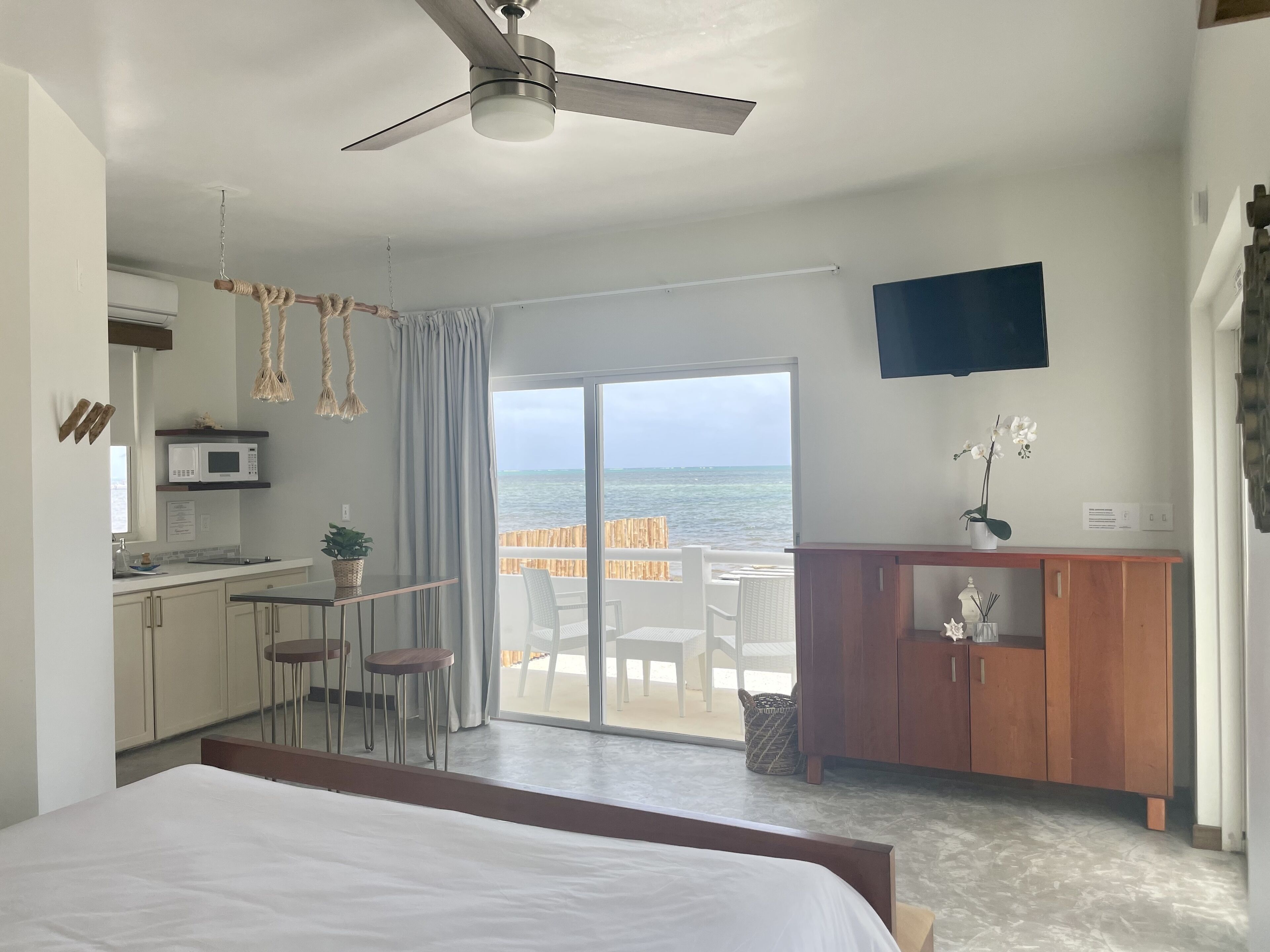 oceanfront junior suite - 1 king bed | 1 bedroom, egyptian cotton sheets, premium bedding, pillow-top beds