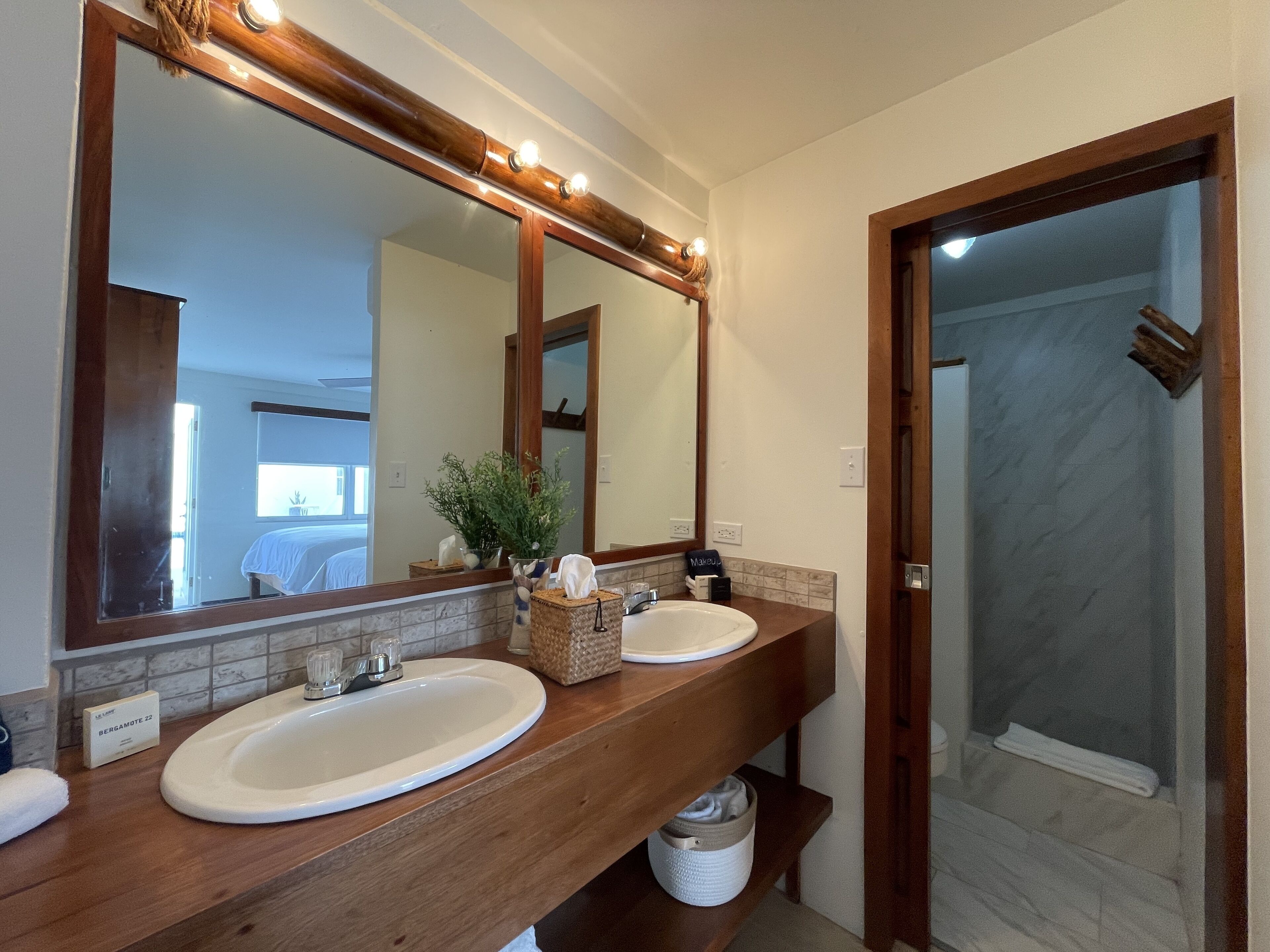 ocean view pool deck: 2 queens | bathroom | shower, designer toiletries, hair dryer, towels