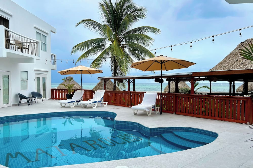 Mata Rocks Resort
