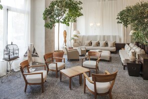 Sala de estar en el lobby