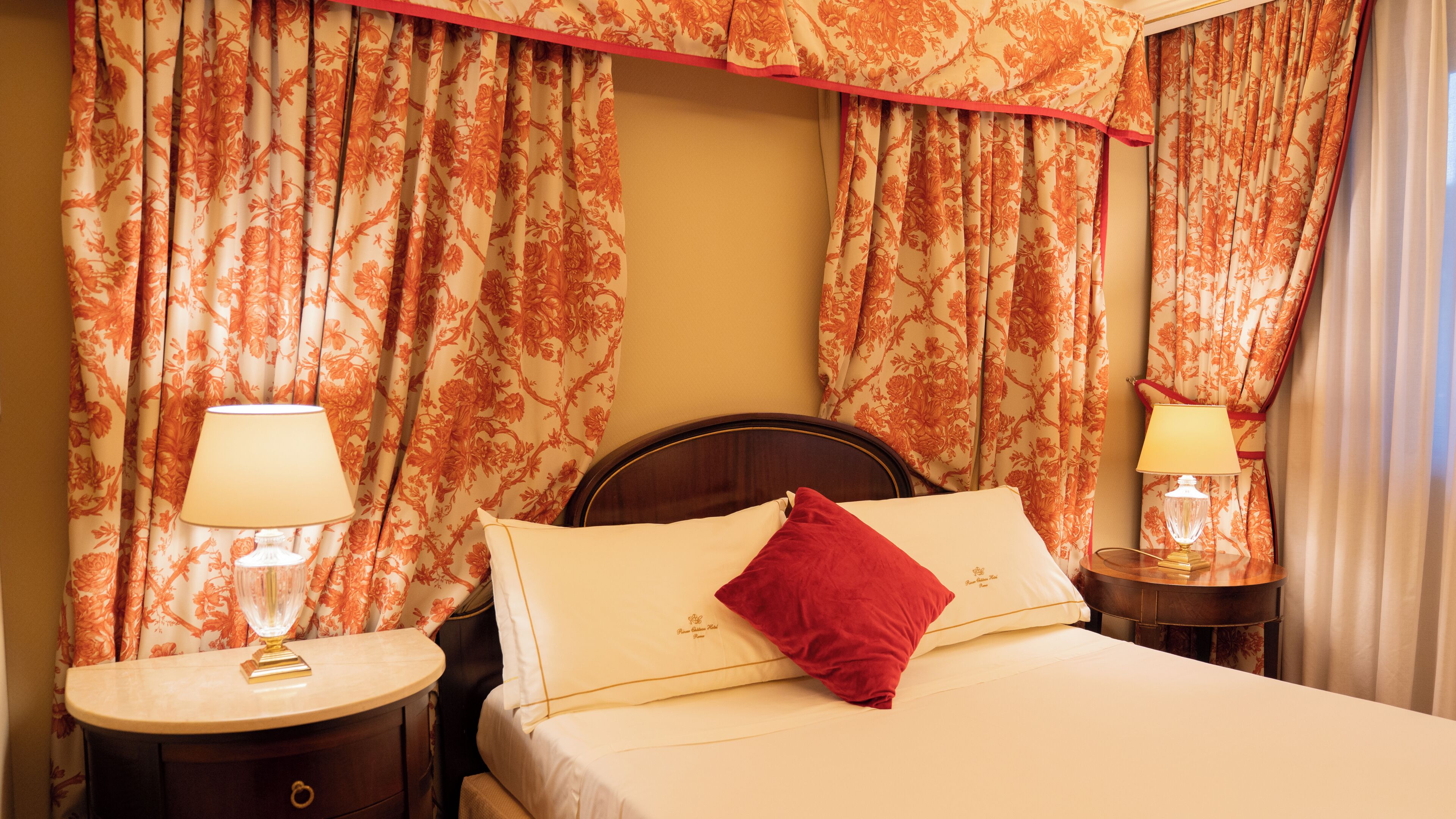 Classic Double or Twin Room, Non Smoking | Premium bedding, down comforters, minibar, in-room safe