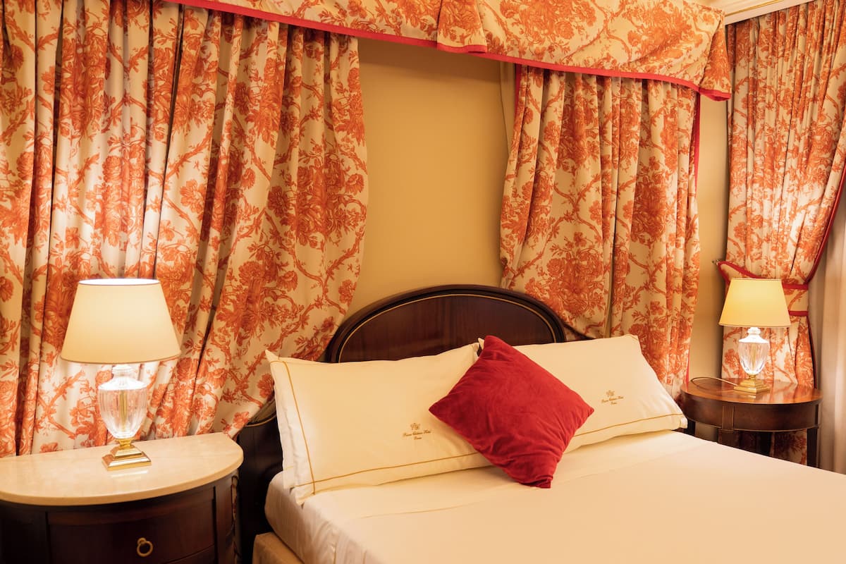 Classic Double or Twin Room, Non Smoking | Premium bedding, down comforters, minibar, in-room safe