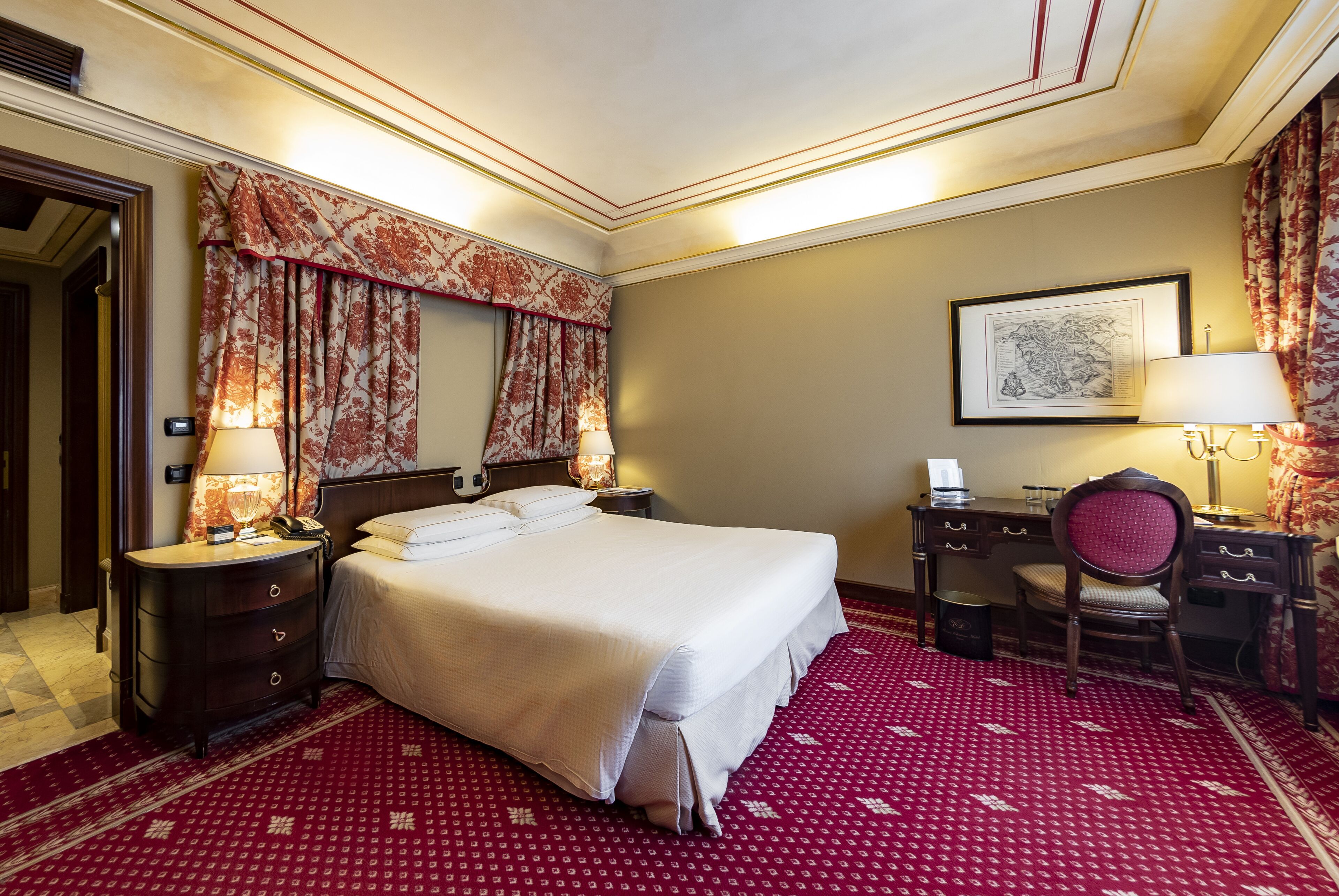Literie de qualité, couette en duvet, minibar, coffre-fort