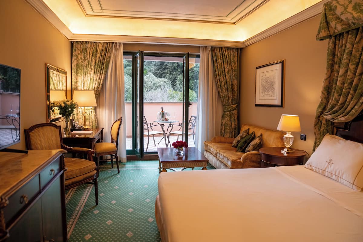 Prestige Double Room, Terrace | Premium bedding, down comforters, minibar, in-room safe