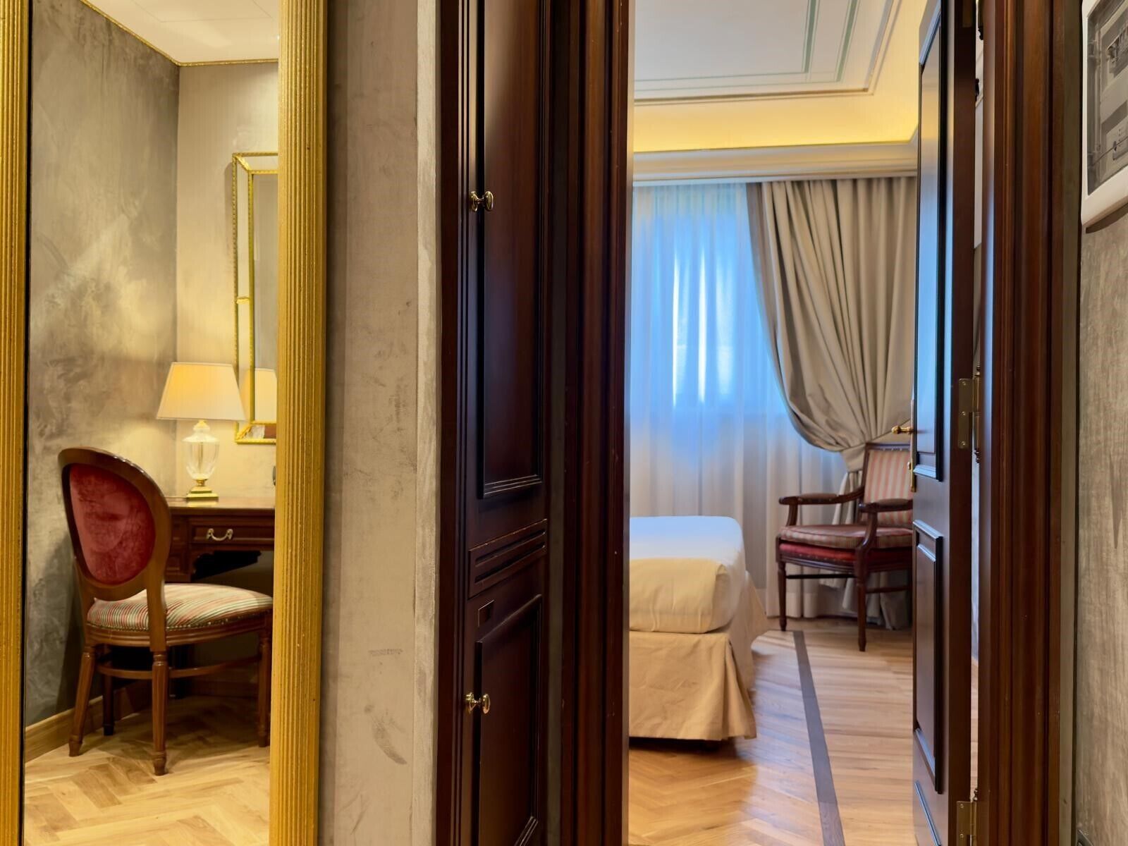 Executive Suite | Peralatan tempat tidur premium, gebar bulu kapas, bar mini 