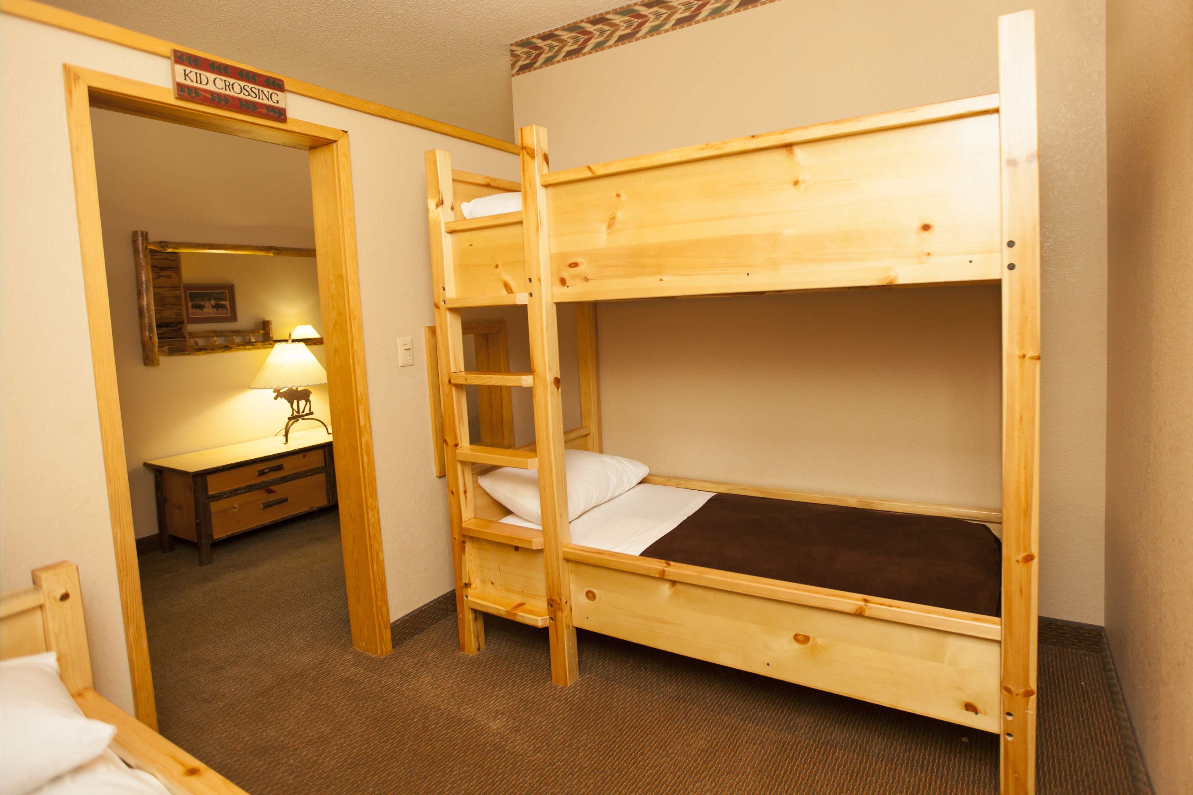 Iron/ironing board (on request), WiFi (free), alarm clocks, bed sheets