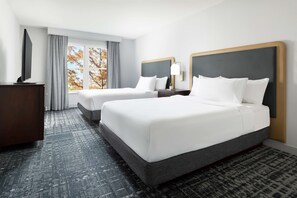 Bureau, rideaux occultants, chambres insonorisées