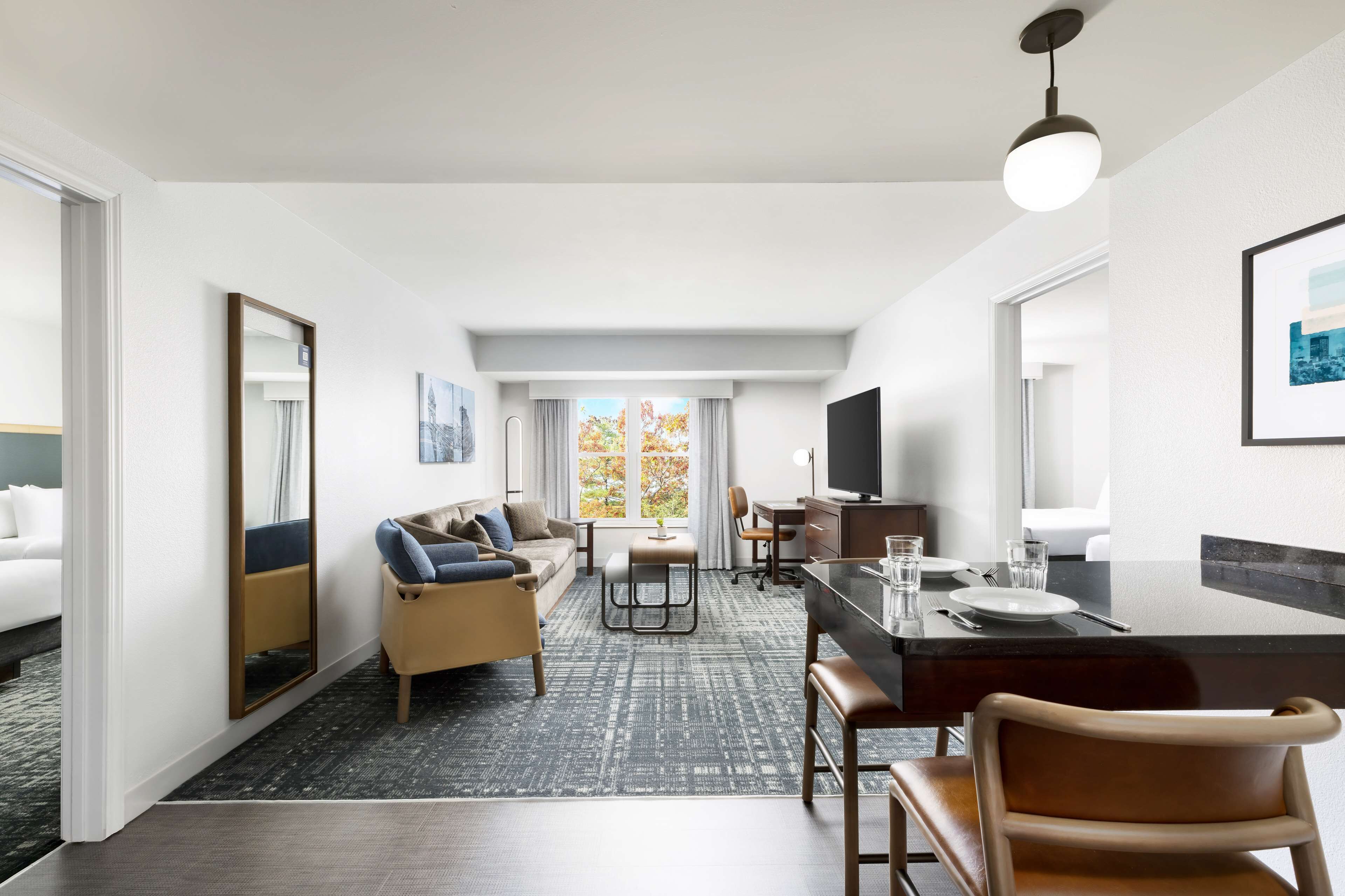 27-inch tv with cable channels