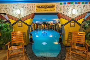 Indoor pool, pool loungers