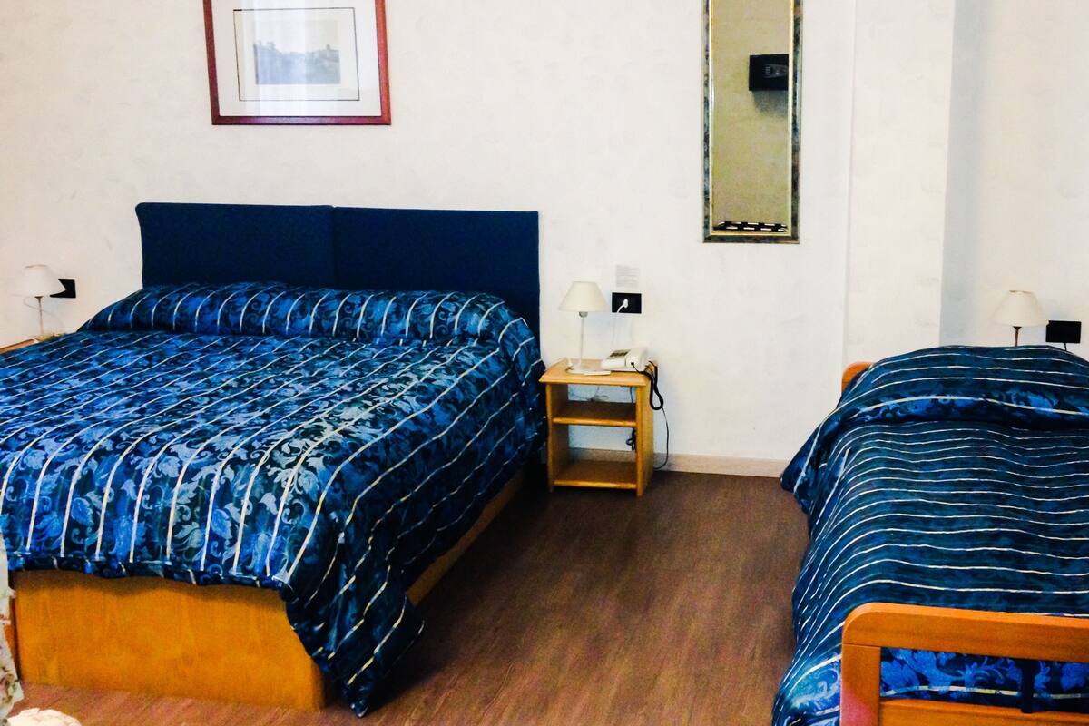 Minibar, in-room safe, blackout curtains, iron/ironing board