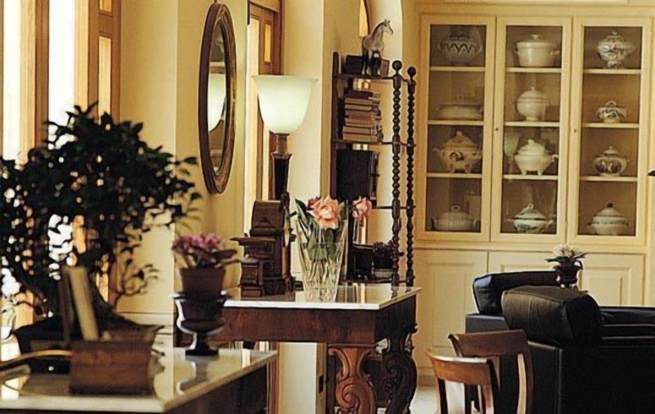 minibar, in-room safe, desk, laptop workspace