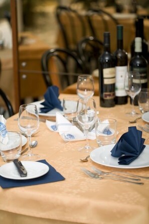 Unclassified image, 3 of 23, button - Hotel Imperiale (Cesenatico)
